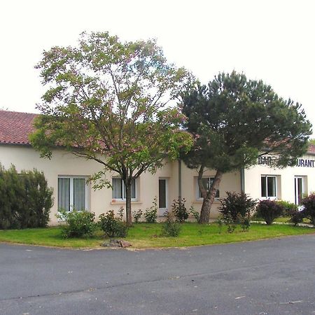 Le Bois Joli Hotel Massais Buitenkant foto