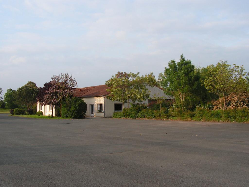 Le Bois Joli Hotel Massais Buitenkant foto